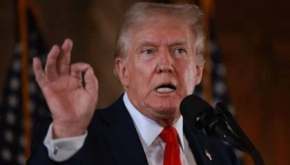 马斯克已成为实际上的总统？特朗普回应：他很聪明，但当不了总统