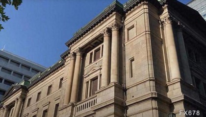 美国亚利桑那州大峡谷国家公园山火继续肆虐！过火面积达471.8平方公里，受控比例仅为12%