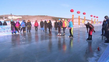 冰面上的速度与激情——速度滑冰马拉松邀请赛