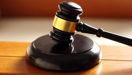 男子酒后骂儿媳被其姐听见 争执中刺死儿媳的姐夫 一审被判15年