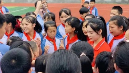 被指“擦边主播”后，杭州公益圈人士讲述前体操冠军吴柳芳另一面