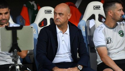 米兰热情高涨！71061名球迷见证新赛季首战，背后隐藏的故事与战术分析