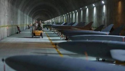 伊朗大批导弹越境秘密部署，为以色列设置陷阱？美B-52轰紧急增援