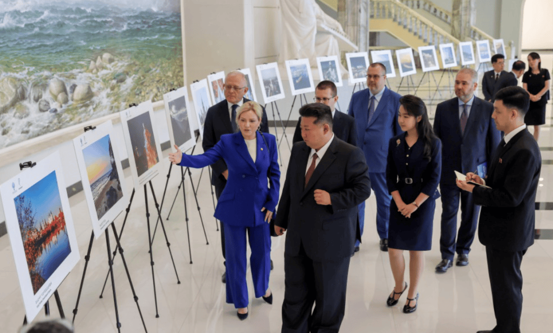 这场重要活动，金正恩再次携女出席