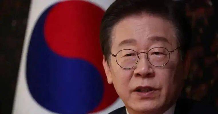 不答应就从哪来回哪去？李在明首次访美遇冷，被特朗普打了个措手不及，获最低规格待遇