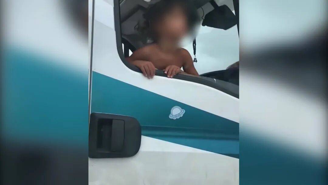 村民：“野人小孩”父亲上山“灵修”后就不正常了