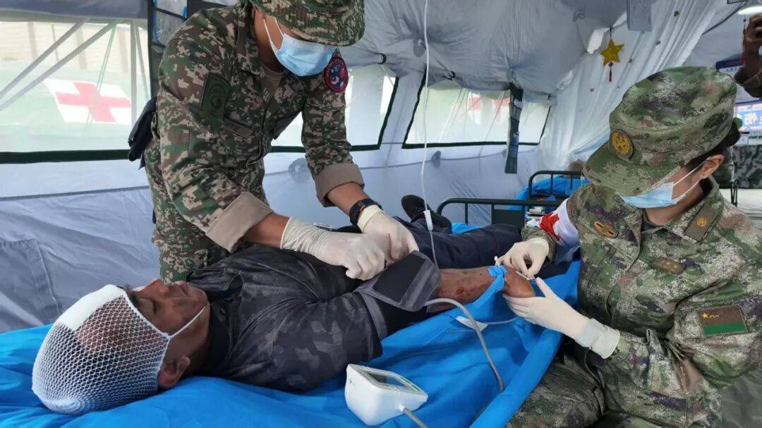 “和平友谊-2025”联演：政治工作嵌入联演全过程