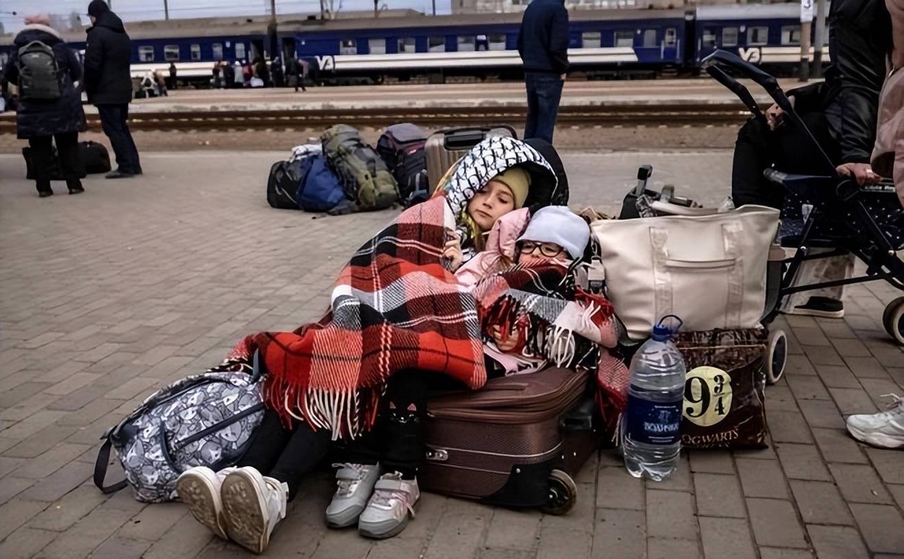 泽连斯基放豪言，准备再战两到三年！欧盟的“妙计”：拿俄罗斯的钱，借给乌克兰打仗